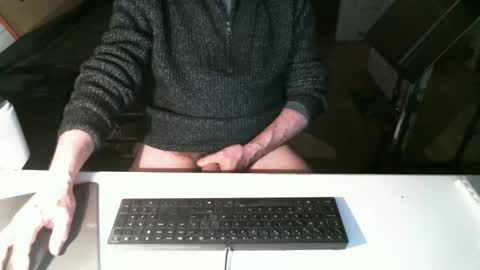 Snapshot of getz62 chatting on 03/09/25, 10:52 getz62 online show from 03/09/25, 10:52