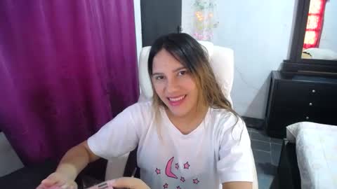 Snapshot of ggemas chatting on 10/12/25, 01:43 ggemas online show from 10/12/25, 01:43