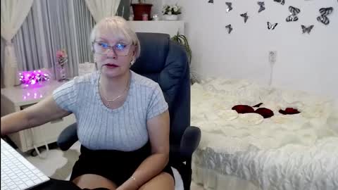 Ghertrudequeen online show from 10/06/25, 03:04