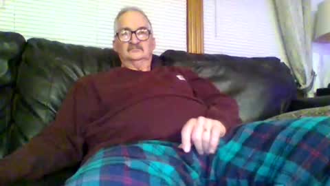 Snapshot of ghost2534 chatting on 01/15/25, 02:38 ghost2534 online show from 01/15/25, 02:38