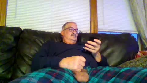 Snapshot of ghost2534 chatting on 01/27/25, 10:38 ghost2534 online show from 01/27/25, 10:38