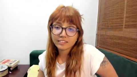 Snapshot of ghostcrimson chatting on 11/11/25, 02:33 andy online show from 11/11/25, 02:33