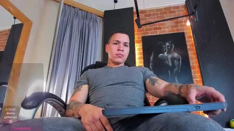 Snapshot of ghostman_1 chatting on 10/28/25, 12:30  1 online show from 10/28/25, 12:30