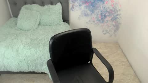 Gia atm online show from 02/05/25, 07:10