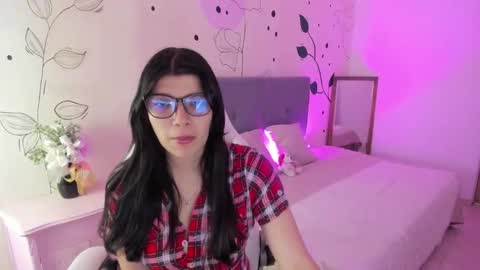 Gia online show from 10/23/25, 11:42