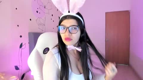 Gia online show from 10/30/25, 11:22