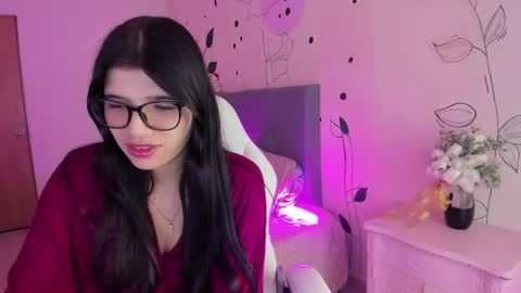 Gia online show from 11/04/25, 11:20