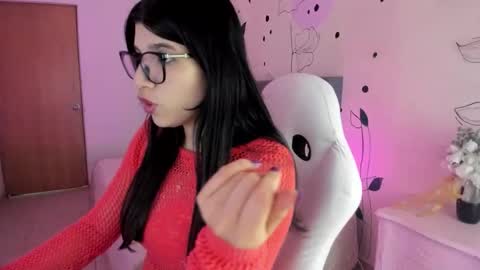 Gia online show from 11/05/25, 11:43