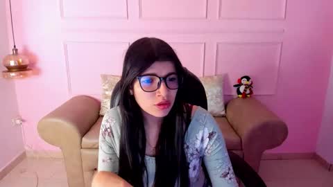 Gia online show from 11/27/25, 11:34