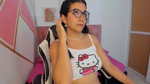 Gia online show from 10/07/25, 03:14