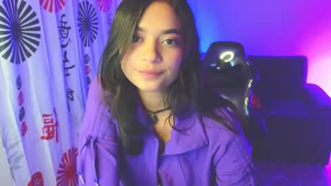 Snapshot of gia_flame_ chatting on 09/19/25, 03:30 gia_flame_ online show from 09/19/25, 03:30