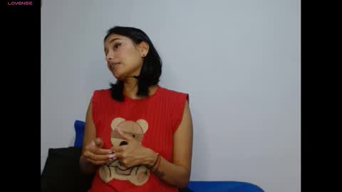 Gia Lee online show from 10/23/25, 12:32