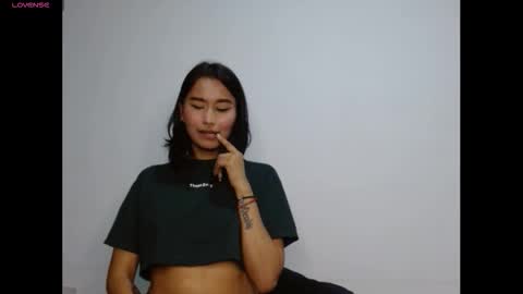 Gia Lee online show from 11/07/25, 02:55