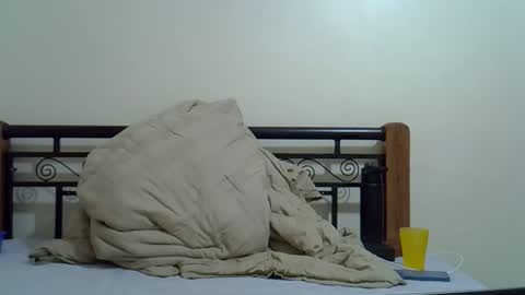 Snapshot of giannah01 chatting on 11/07/25, 03:12 Giannah online show from 11/07/25, 03:12