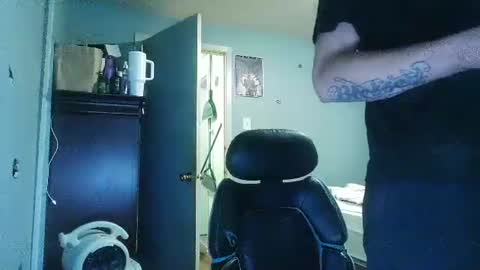 giantdick4u1991 online show from 09/30/25, 04:56