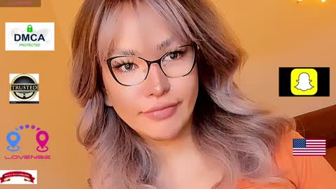 Snapshot of giftedgirl4u chatting on 01/19/25, 02:25 Ms. Abby - IF YOU DEMAND I DEMAND ASWELL- online show from 01/19/25, 02:25