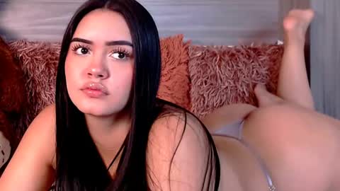 Snapshot of gigi_wilden chatting on 02/07/25, 11:23 gigi wilden online show from 02/07/25, 11:23