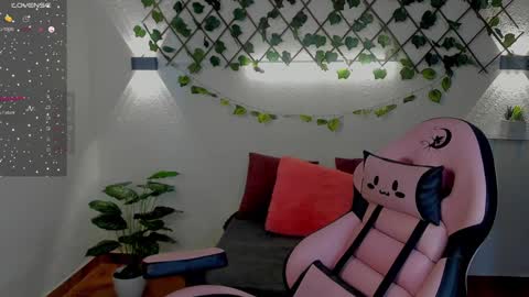 Gisel online show from 12/20/24, 04:04