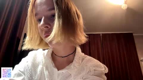 Molly online show from 10/06/25, 07:11