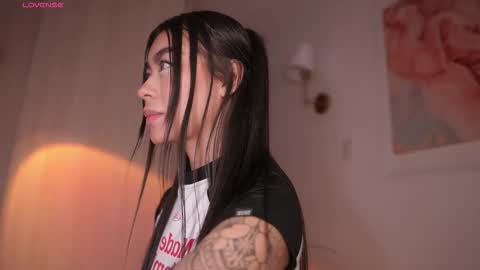 GIGI online show from 10/05/25, 08:18