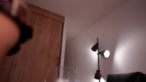 GIGI online show from 11/22/25, 11:26