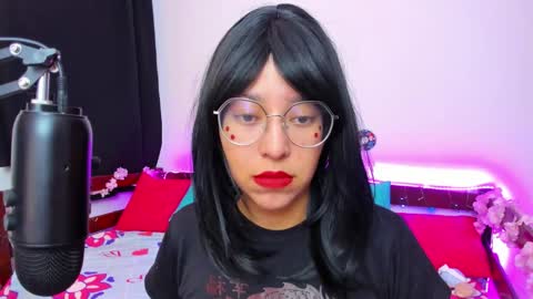 Snapshot of gigimooon chatting on 09/18/25, 02:57 gigimooon online show from 09/18/25, 02:57