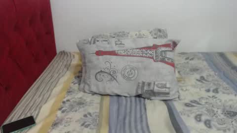 Snapshot of gimena_ass chatting on 12/18/24, 04:06 Gimena online show from 12/18/24, 04:06