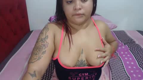 Snapshot of gimena_ass chatting on 01/16/25, 12:12 Gimena online show from 01/16/25, 12:12