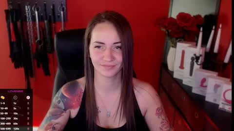 Snapshot of gina_hotlick chatting on 01/18/25, 11:11 gina_hotlick online show from 01/18/25, 11:11