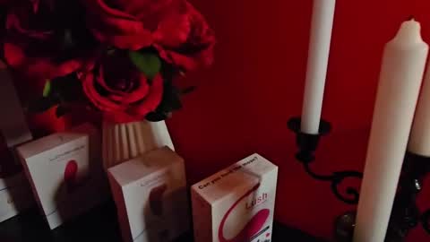 Snapshot of gina_hotlick chatting on 02/20/25, 05:07 gina_hotlick online show from 02/20/25, 05:07