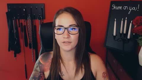 Snapshot of gina_hotlick chatting on 09/16/25, 12:50 gina_hotlick online show from 09/16/25, 12:50