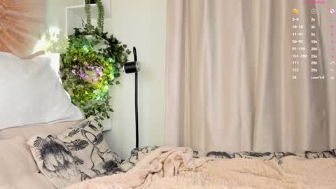 Snapshot of gina_vicious chatting on 01/09/25, 09:26 Gina online show from 01/09/25, 09:26