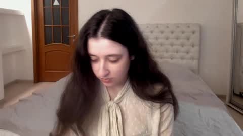 Kate online show from 02/03/25, 08:57
