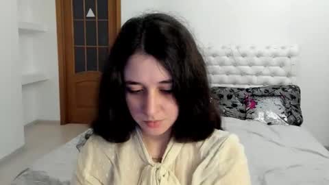 Kate online show from 10/22/25, 08:14