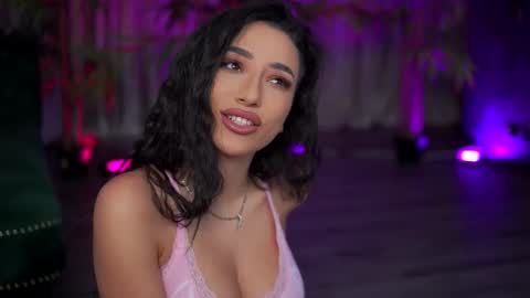 Snapshot of ginavalentinna chatting on 11/05/25, 07:58 Gina online show from 11/05/25, 07:58