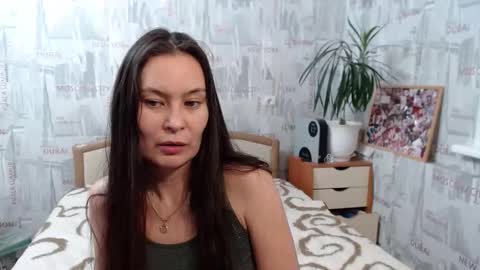 ginaxsoulah   online show from 10/25/25, 06:35