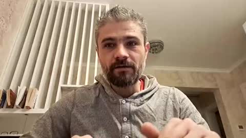 Gabriel online show from 01/12/25, 05:56