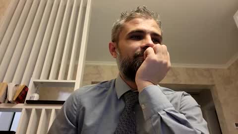 Gabriel online show from 02/19/25, 05:16