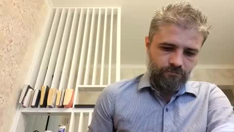 Gabriel online show from 09/10/25, 08:03