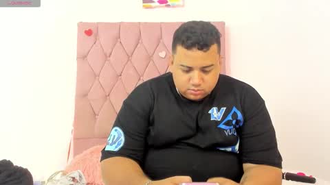 Gine online show from 10/22/25, 04:13