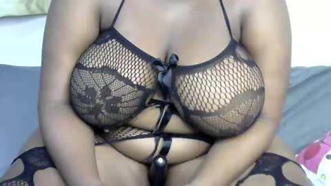 ginger_babes1 online show from 11/18/25, 10:47