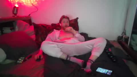 ginger_binj online show from 09/20/25, 12:17