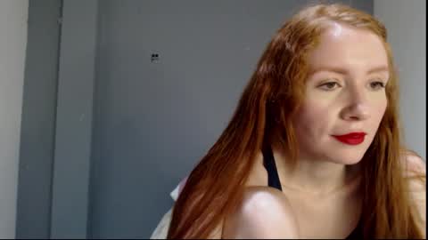 Snapshot of ginger_giirl chatting on 03/12/25, 11:33 Ginger online show from 03/12/25, 11:33