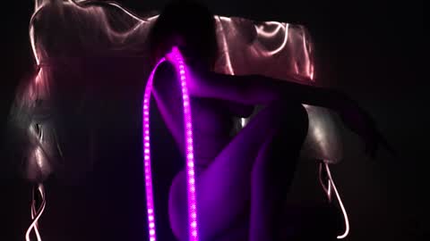        im expecting 350 thumbs up on my altar   online show from 12/07/24, 04:31