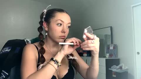 Snapshot of gingerfox777 chatting on 02/14/25, 05:30 gingerfox777 online show from 02/14/25, 05:30