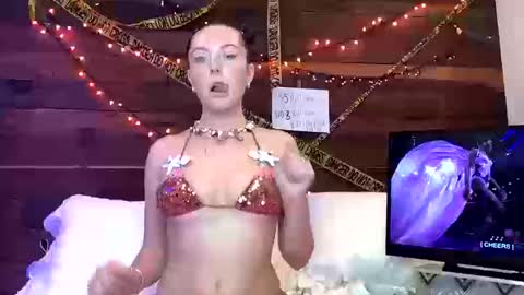 Snapshot of gingerfox777 chatting on 10/16/25, 04:24 gingerfox777 online show from 10/16/25, 04:24