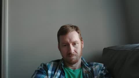 Snapshot of gingerjay2484 chatting on 01/01/25, 02:20 gingerjay2484 online show from 01/01/25, 02:20