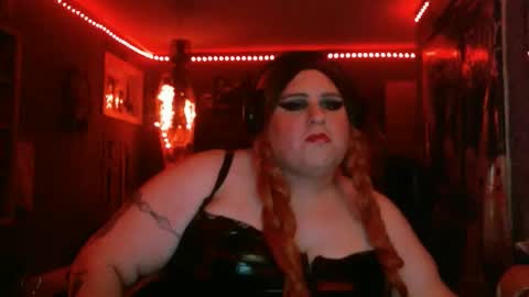 Snapshot of ginny_dominatrix chatting on 10/20/25, 05:30 ginny ray online show from 10/20/25, 05:30