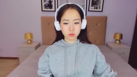 Ginny online show from 01/28/25, 10:34