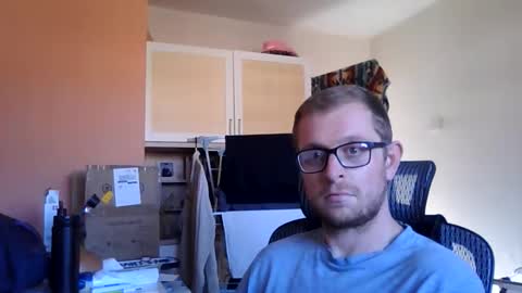 Snapshot of ginwood chatting on 09/25/25, 03:05 ginwood online show from 09/25/25, 03:05